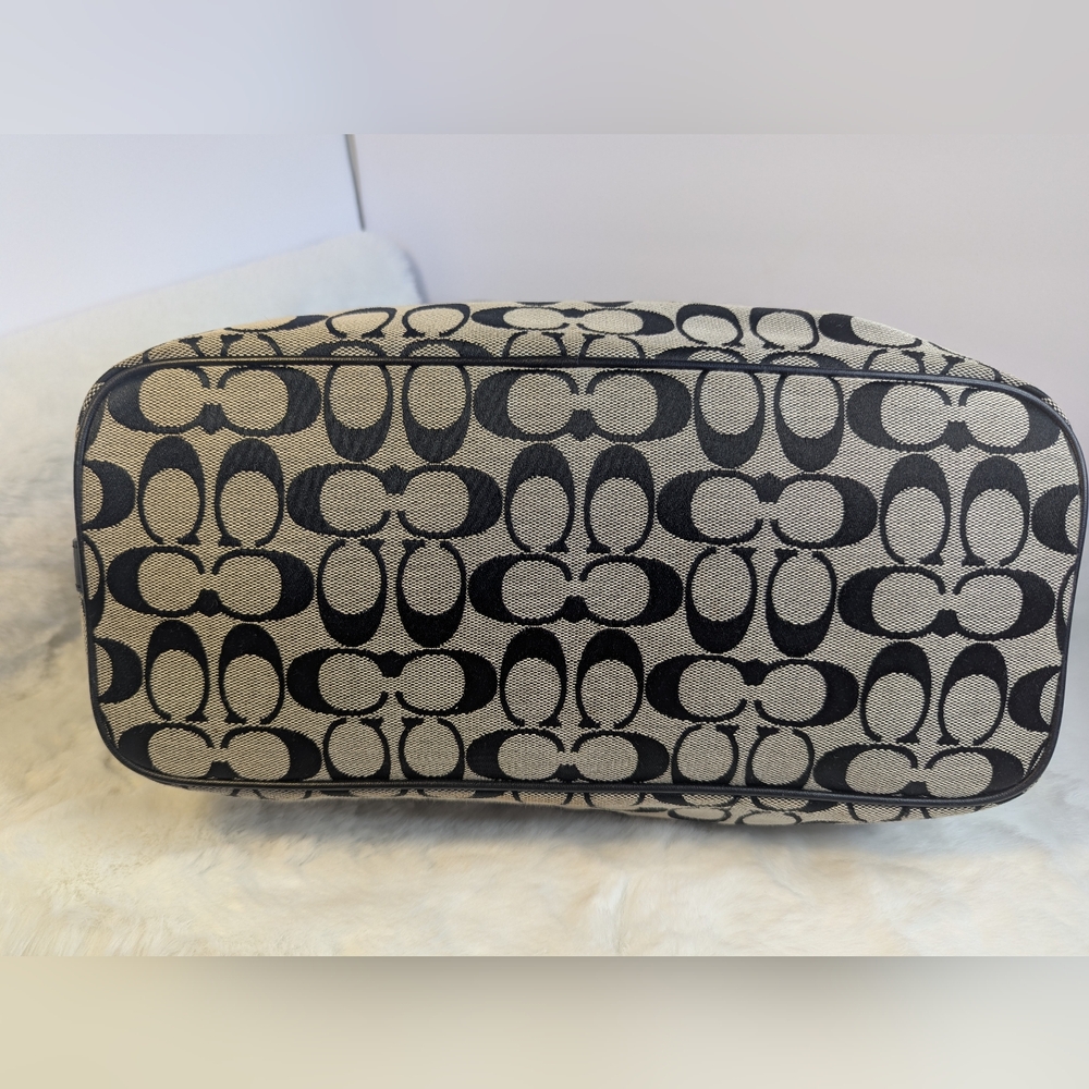 Coach Black and Gray Women's Tote Bag - Picture 3 of 8